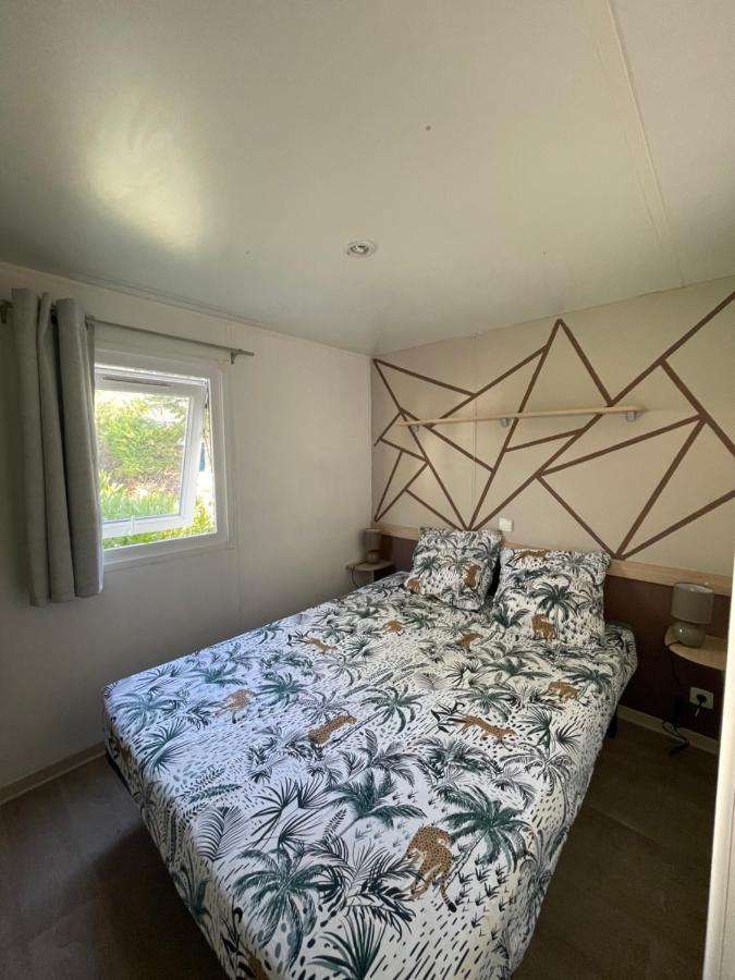 Mobil-Home Au Pied Du Luberon La Roque-d'Antheron Εξωτερικό φωτογραφία